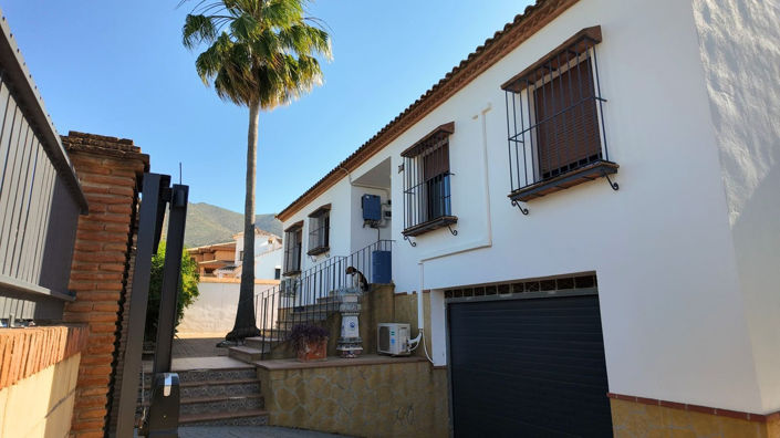 Image No.22-3 Bed Villa for sale