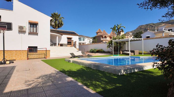 Image No.8-3 Bed Villa for sale
