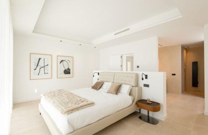 Image No.8-4 Bed Villa for sale