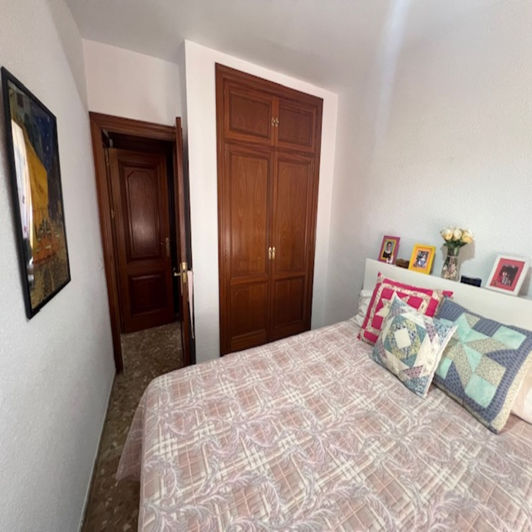 Image No.24-3 Bed Apartment for sale