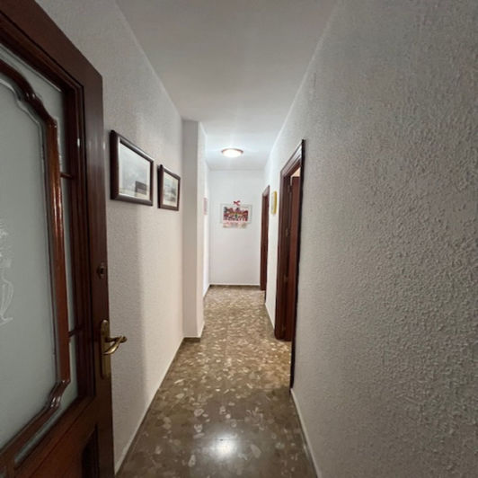 Image No.25-3 Bed Apartment for sale