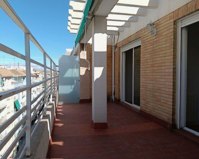 Image No.29-4 Bed Apartment for sale