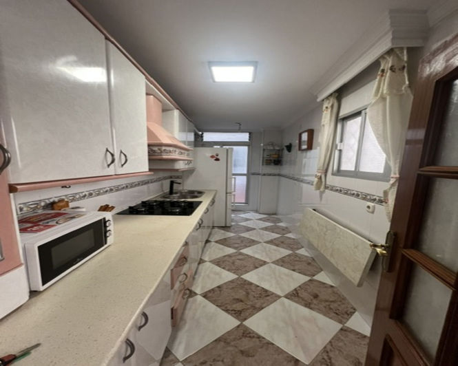 Image No.10-3 Bed Apartment for sale