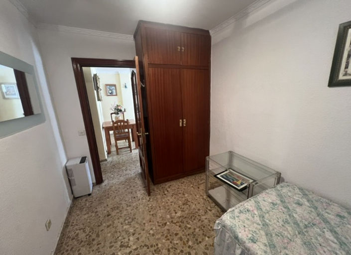 Image No.8-3 Bed Apartment for sale