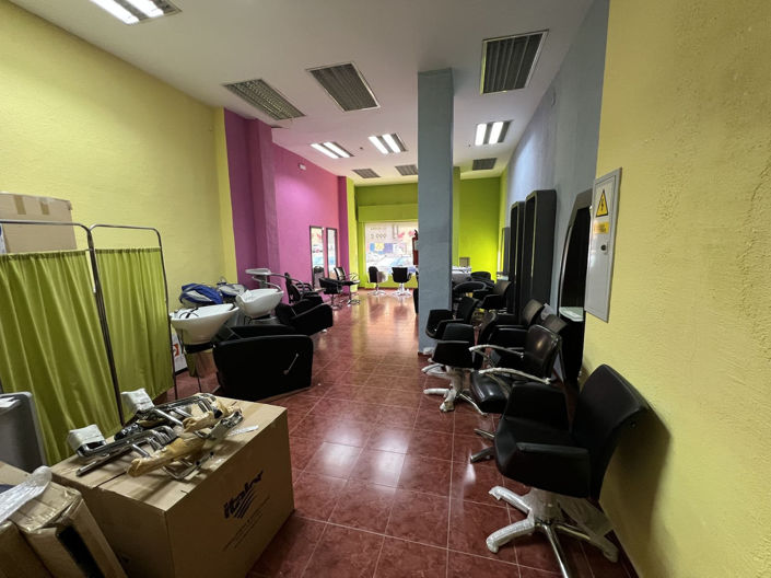 Image No.16-7 Bed Commercial for sale