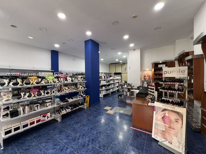 Image No.2-7 Bed Commercial for sale