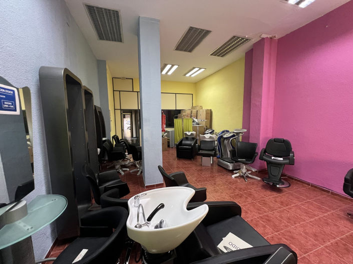 Image No.23-7 Bed Commercial for sale