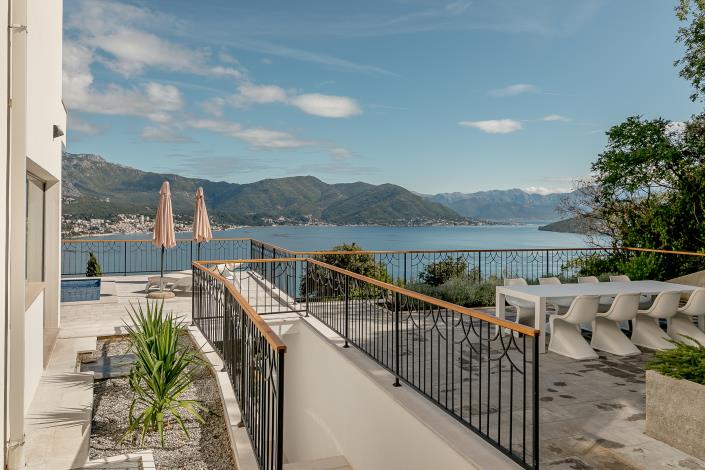 Image No.4-Villa de 4 chambres à vendre à Herceg Novi