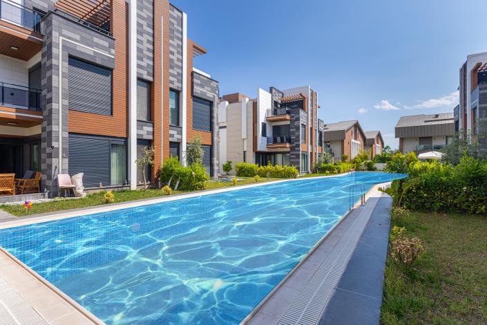 Image No.2-5 Bed House/Villa for sale