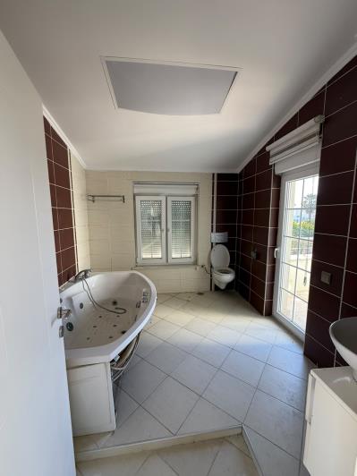 Image No.11-4 Bed House/Villa for sale