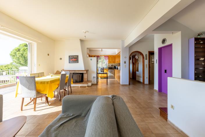 Image No.25-3 Bed House for sale