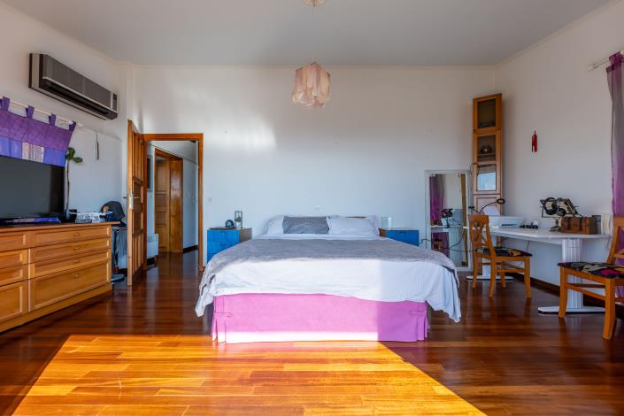 Image No.33-3 Bed House for sale