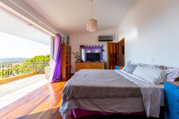 Image No.39-3 Bed House for sale