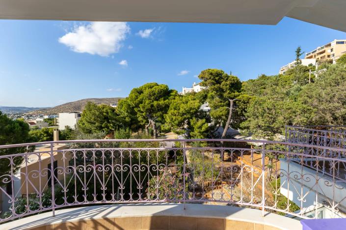 Image No.52-3 Bed House for sale