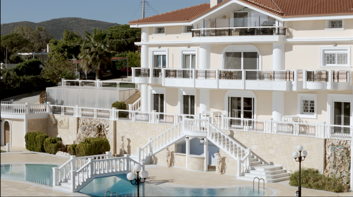 Image No.2-12 Bed Mansion for sale