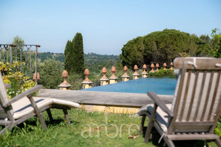 Image No.31-9 Bed Villa for sale