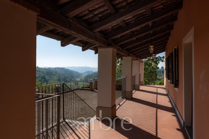 Image No.23-Villa de 10 chambres à vendre à Nizza Monferrato