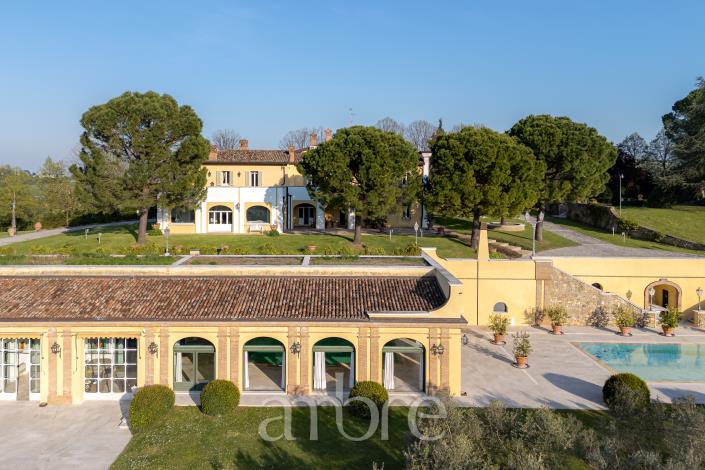 Image No.30-Villa de 12 chambres à vendre à Bertinoro
