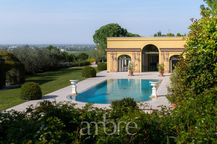 Image No.3-Villa de 12 chambres à vendre à Bertinoro