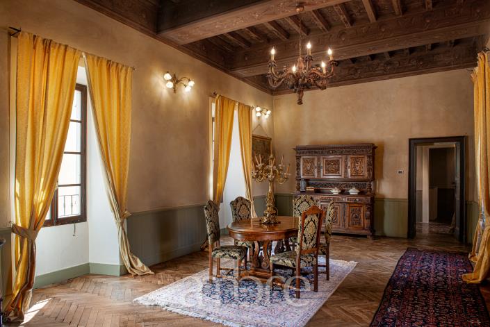 Image No.27-Châteaux de 23 chambres à vendre à Rezzanello