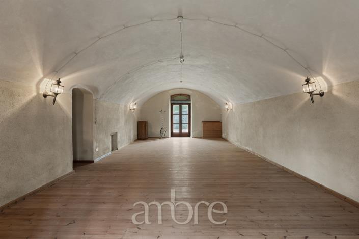 Image No.18-Châteaux de 5 chambres à vendre à Calizzano