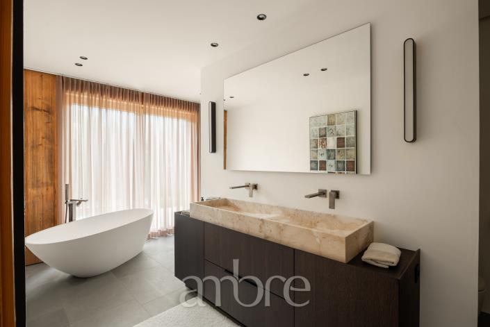 Image No.20-3 Bed Apartment for sale