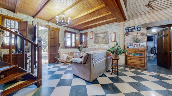 Image No.4-Villa de 4 chambres à vendre à Bobadilla