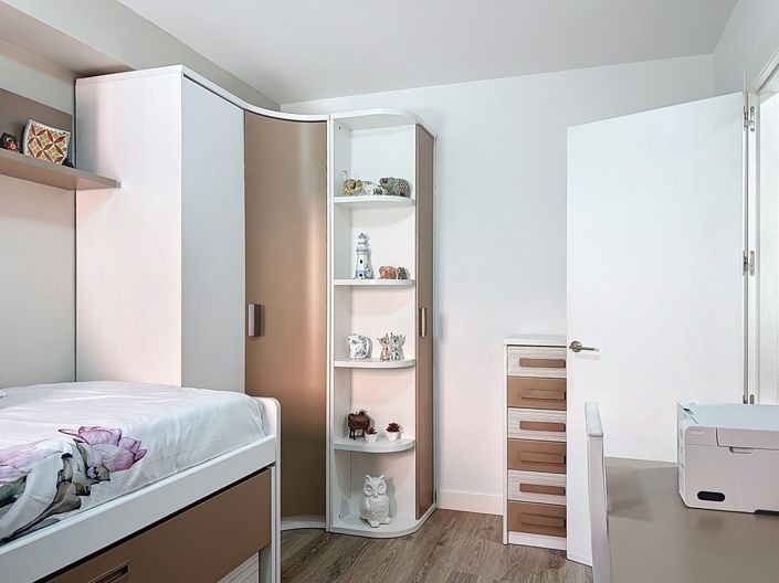 Image No.23-3 Bed Apartment for sale