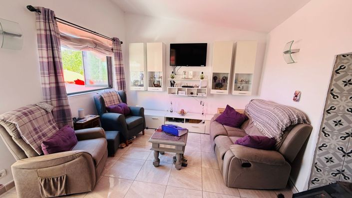 Image No.3-3 Bed Townhouse for sale