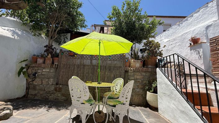 Image No.5-3 Bed Townhouse for sale