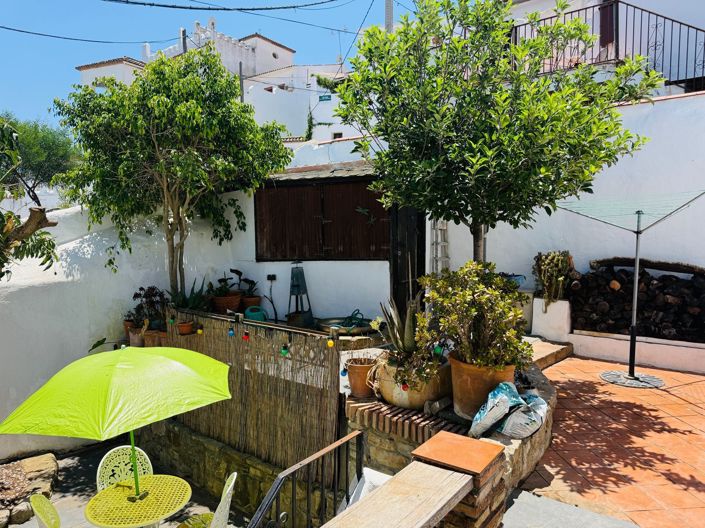 Image No.7-3 Bed Townhouse for sale