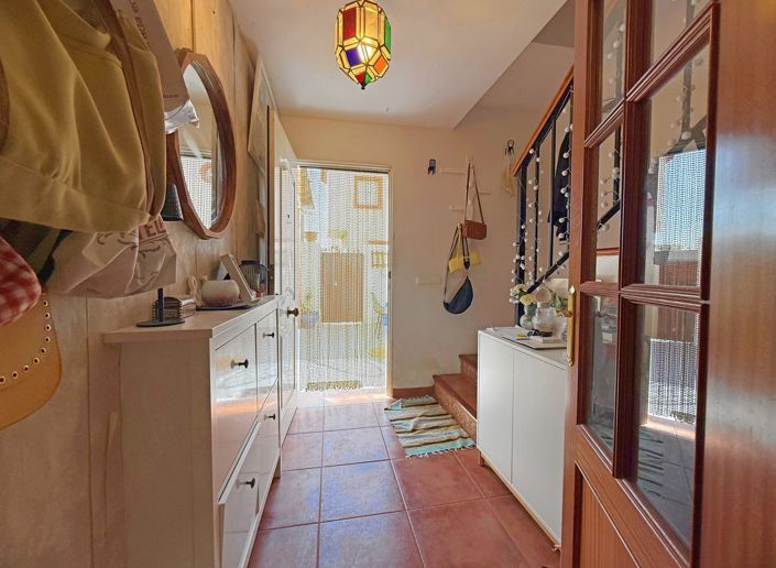 Image No.20-4 Bed Townhouse for sale