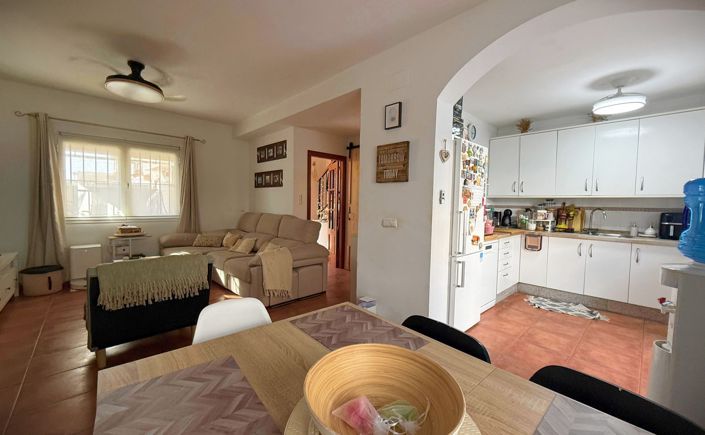 Image No.29-4 Bed Townhouse for sale