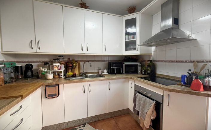 Image No.32-4 Bed Townhouse for sale