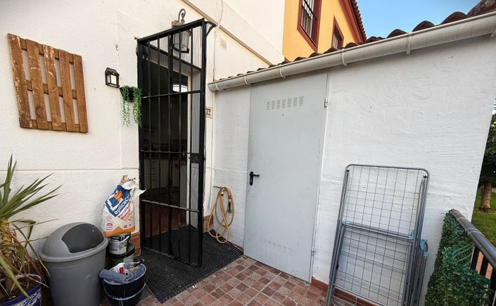 Image No.37-4 Bed Townhouse for sale