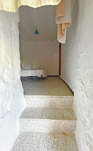 Image No.37-5 Bed Cortijo for sale