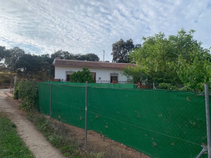 Image No.32-3 Bed Cortijo for sale