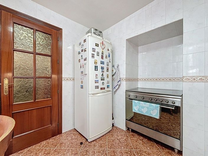 Image No.10-5 Bed Villa for sale