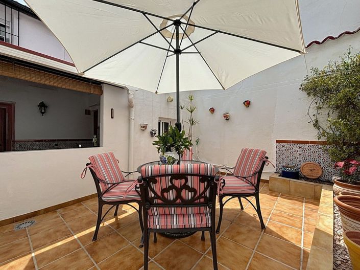 Image No.21-5 Bed Villa for sale