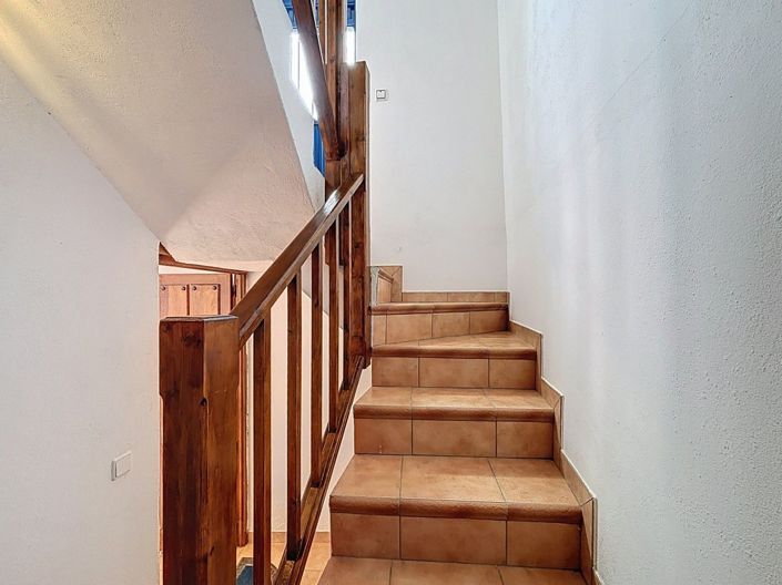 Image No.28-5 Bed Villa for sale