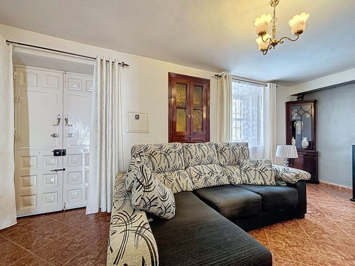 Image No.4-5 Bed Villa for sale