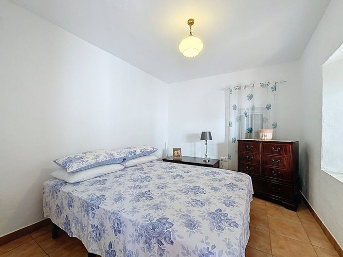 Image No.48-5 Bed Villa for sale