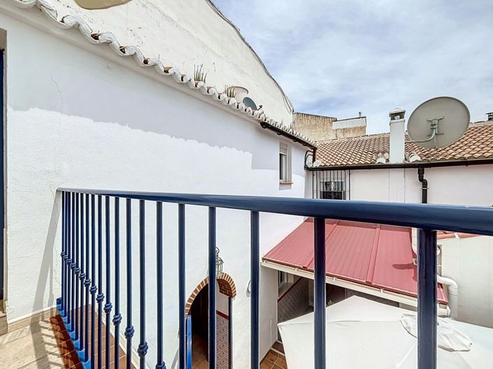 Image No.50-5 Bed Villa for sale