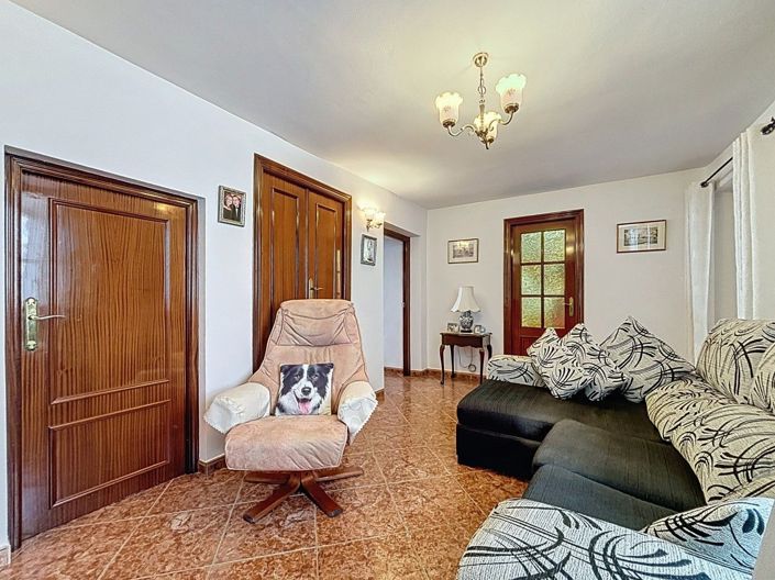 Image No.7-5 Bed Villa for sale