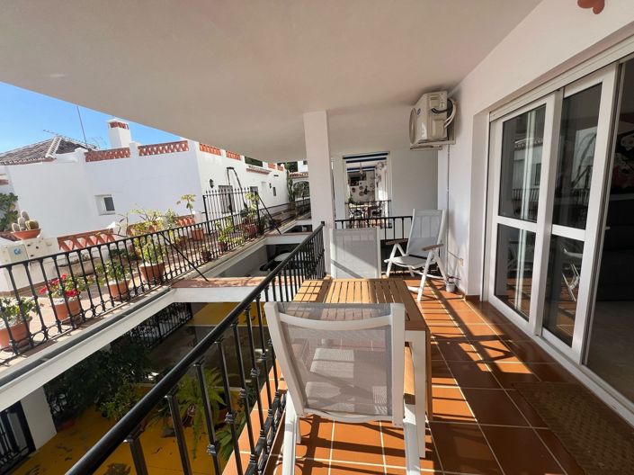 Image No.10-1 Bed Apartment for sale