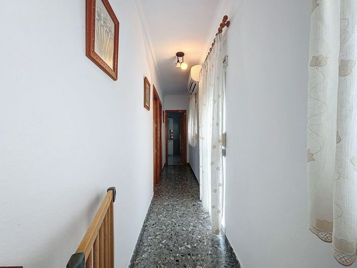 Image No.13-3 Bed Villa for sale
