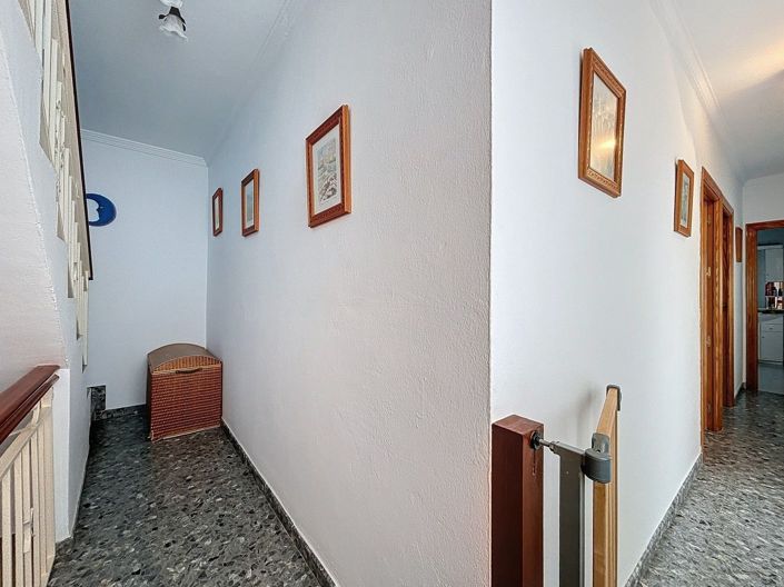 Image No.22-3 Bed Villa for sale