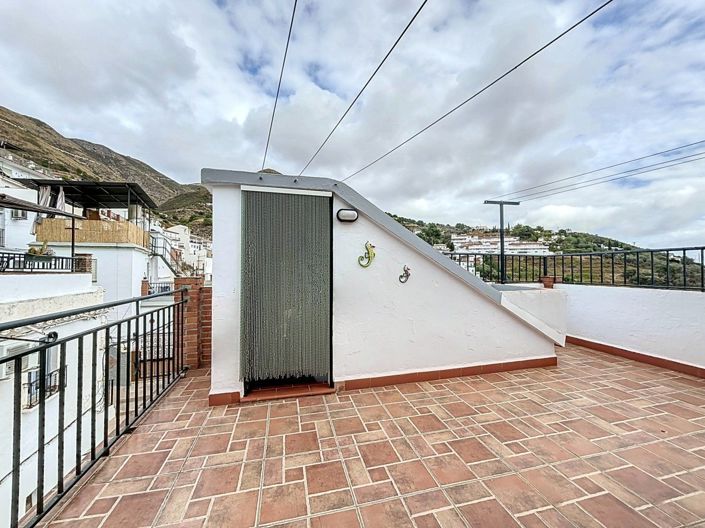 Image No.30-3 Bed Villa for sale