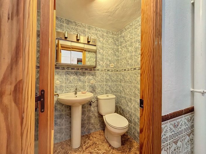 Image No.11-4 Bed Villa for sale