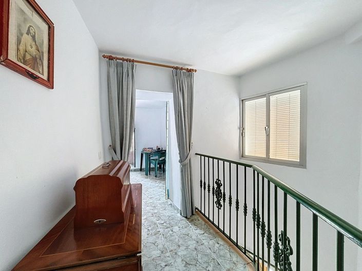 Image No.25-4 Bed Villa for sale